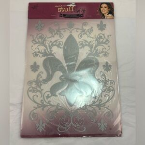 Y2K vintage 2007 Hilary Duff iron on transfer Fleur-de-Lis